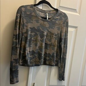 Tresics Camouflage Long Sleeve Top